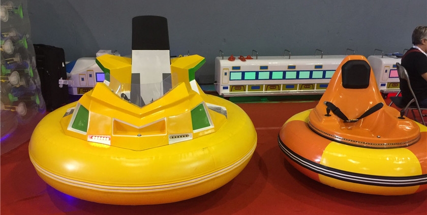 インフレータブルバンパーカーとは